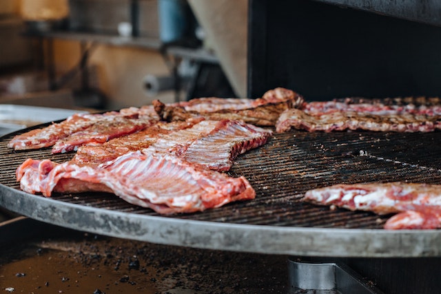 Preparing the Ribs for Grilling