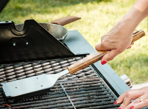 Grill Brushes for Easy Cleaning